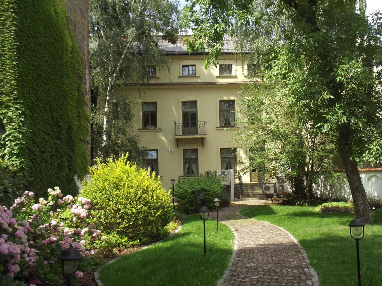 Dom Gościnny Agh Sienkiewiczówka