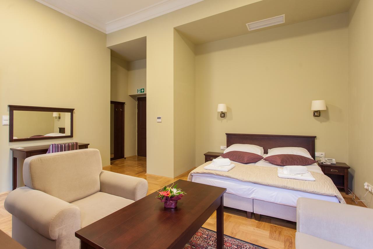 Bed & Breakfast Dom Goscinny Agh 